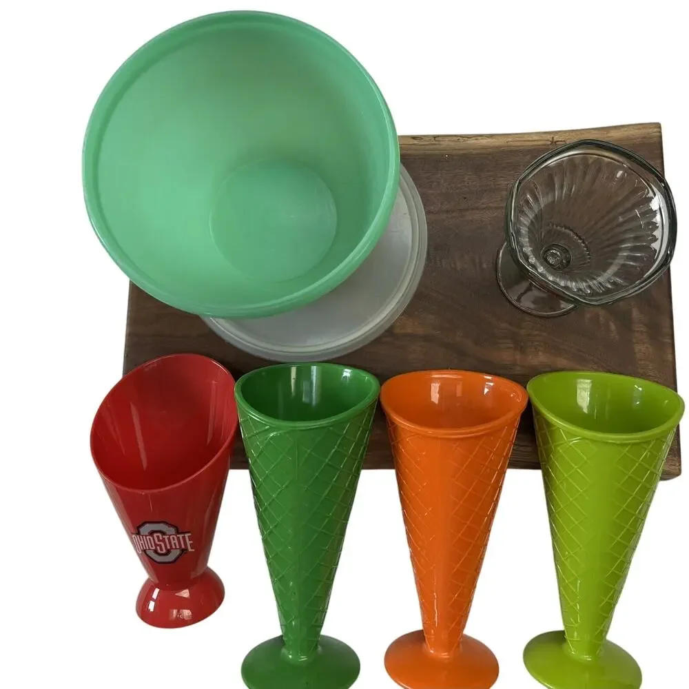 Vintage 1970s Tupperware Salad Keeper Jadeite Green Lid & (5) Ice Cream Cups